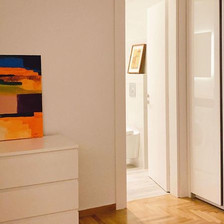 Cozy Newly Renovated 1 Bedroom Apartment In The Heart Of Atina Dış mekan fotoğraf