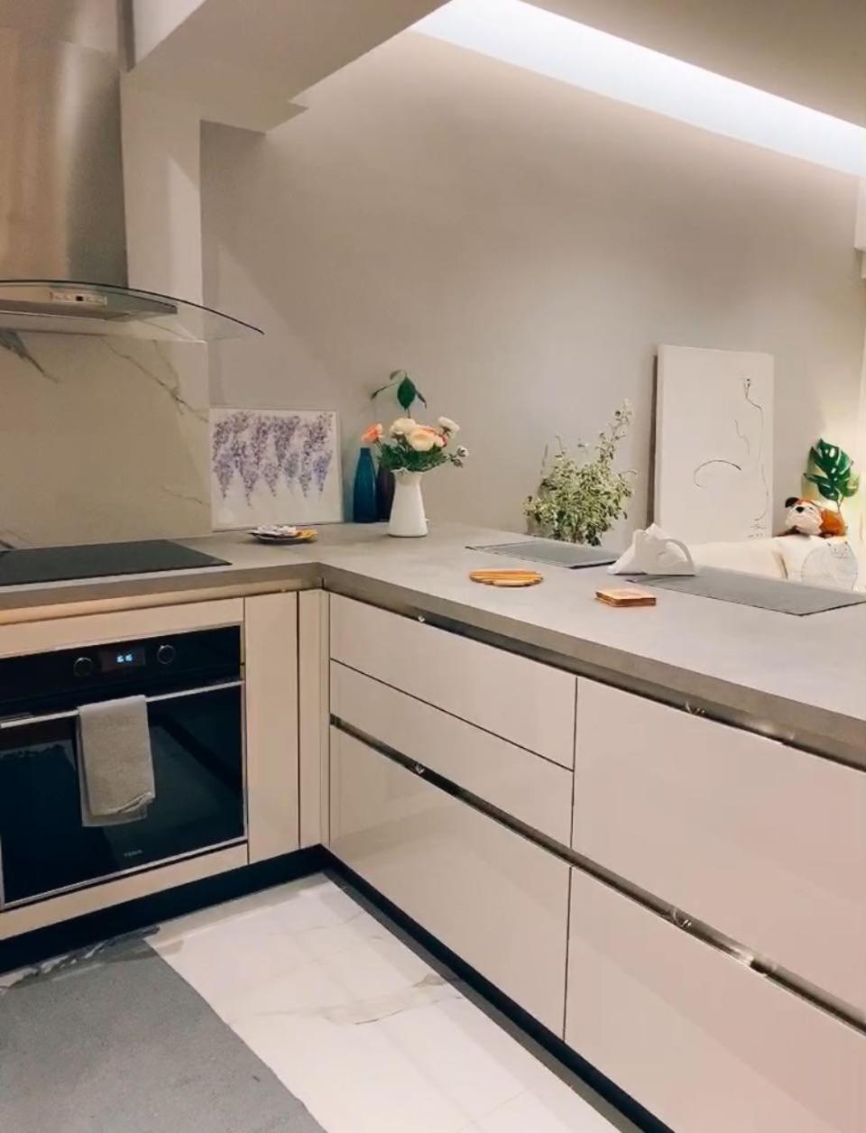 Cozy Newly Renovated 1 Bedroom Apartment In The Heart Of Atina Dış mekan fotoğraf